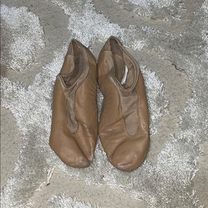Bloch tan jazz shoes